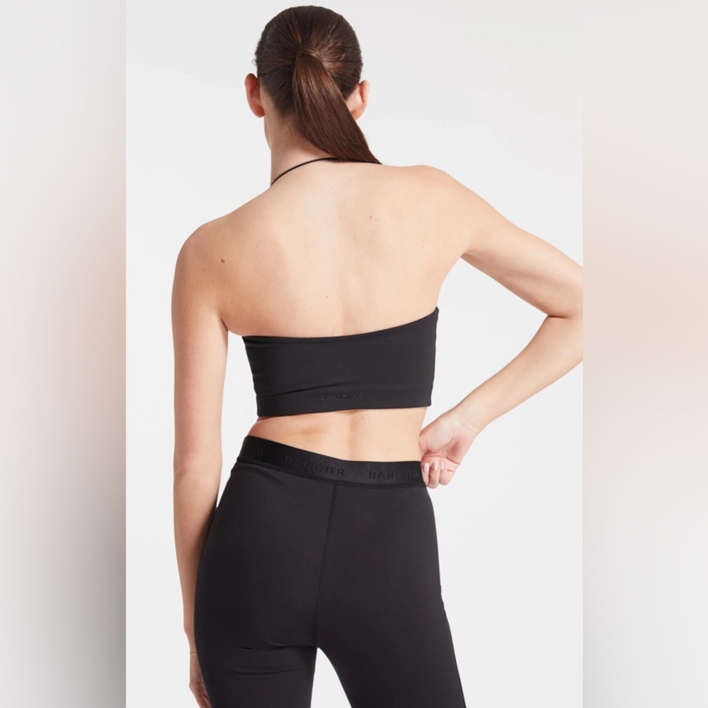 Bandier Jacaranda Set: Sport Logo Slit Legging + Asymmetric Toggle Bra - Picture 4 of 16